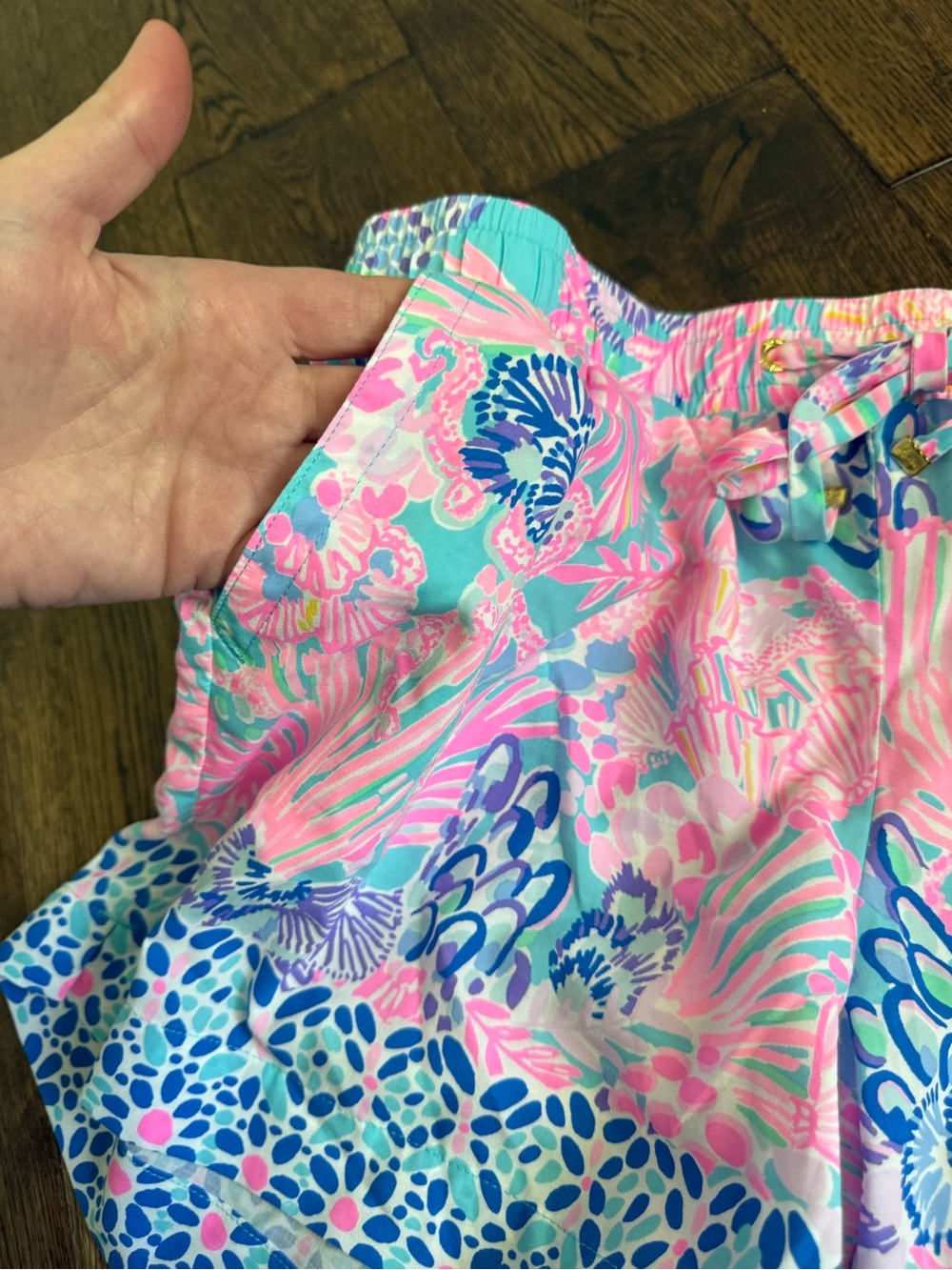 Lilly Pulitzer Shorts - Picture 8 of 9